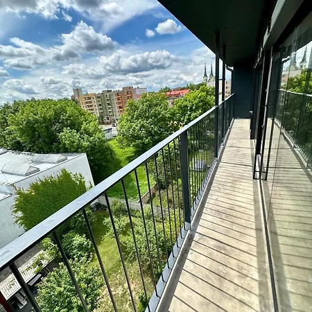 Penthouse Cafe & Vana & Panorama 公寓 *