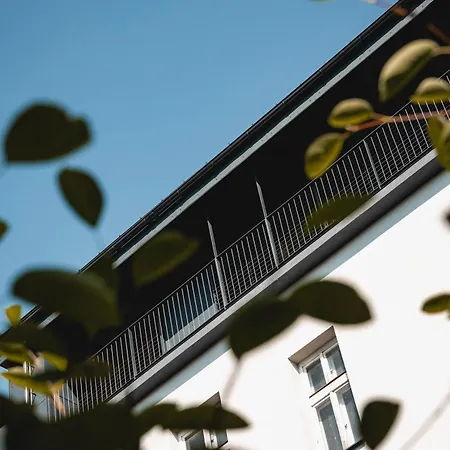 Penthouse Cafe & Vana & Panorama 公寓 *