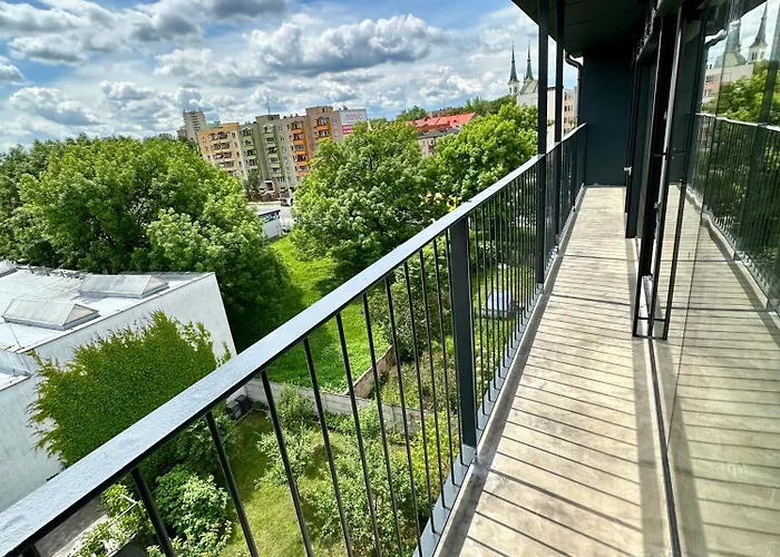 Penthouse Cafe & Vana & Panorama Апартаменты *