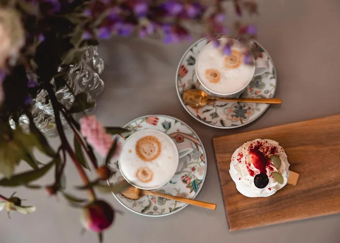 Penthouse Cafe & Vana & Panorama *